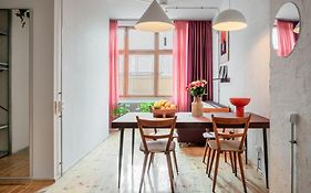 Flattering Suites